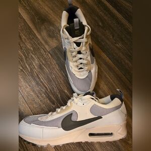 NWOT Nike Air Max Sneakers